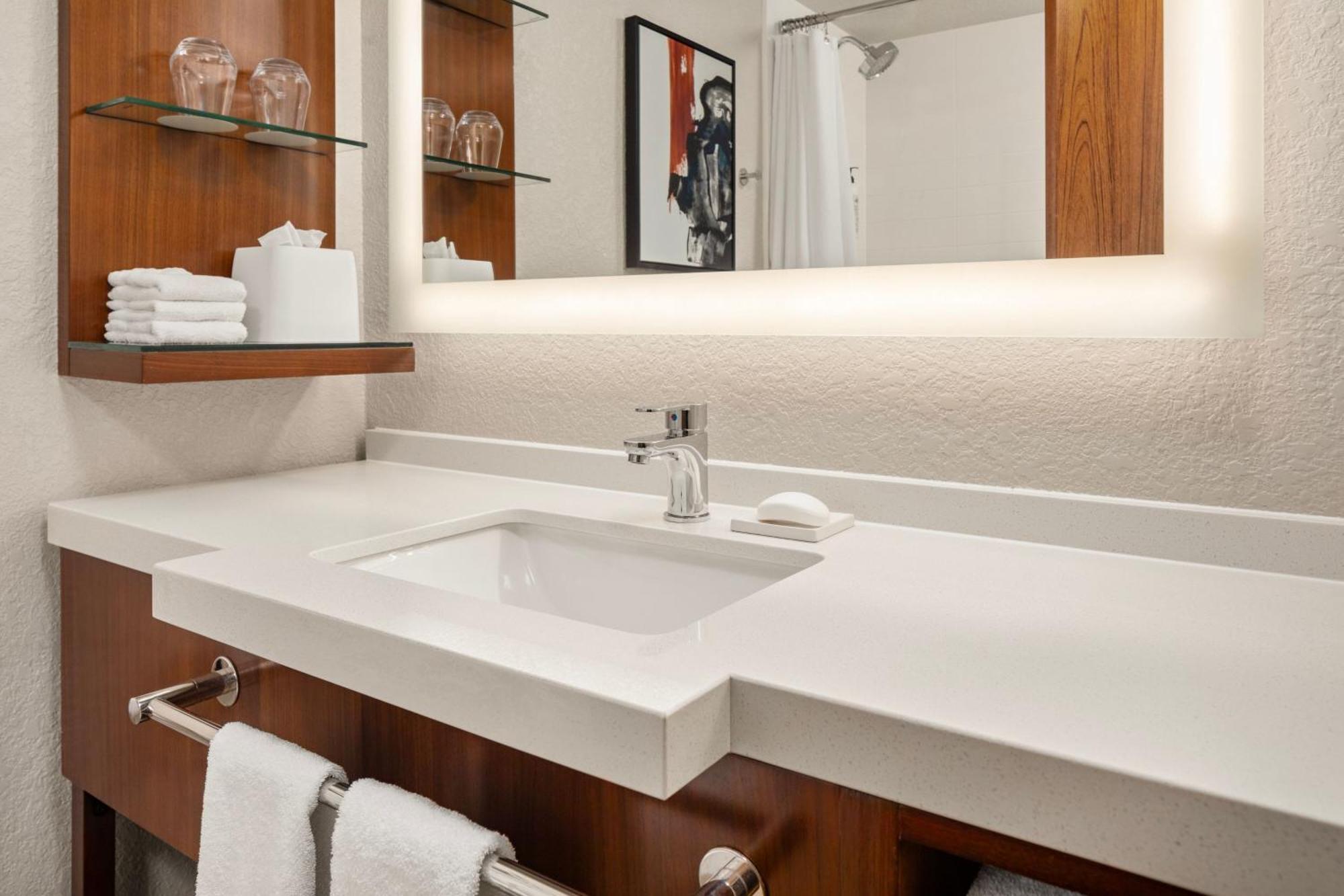 Delta Hotels By Marriott Minneapolis Northeast Eksteriør billede